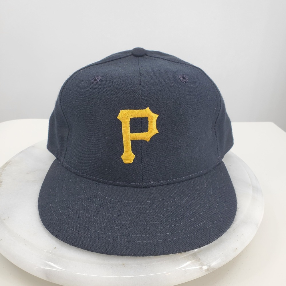 Vintage New Era Pittsburgh‎ Pirates Diamond Collection Fitted Hat 7 1/8 MLB USA